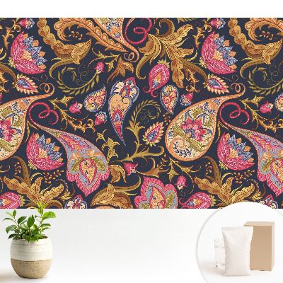 Model floral paisley colorat elegant