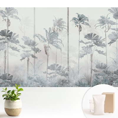 Palmieri exotici într-o ceață blândă