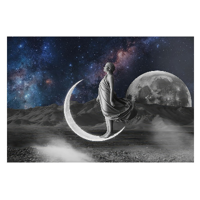 Eleganță cosmică cu femeie mistică și lună