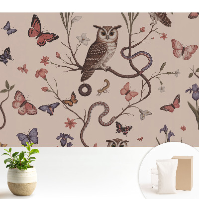 O idilă naturală de fluturi și flori