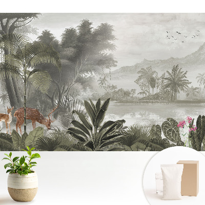 Peisaj forestier exotic cu cerbi