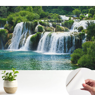 Cascade și verdeață