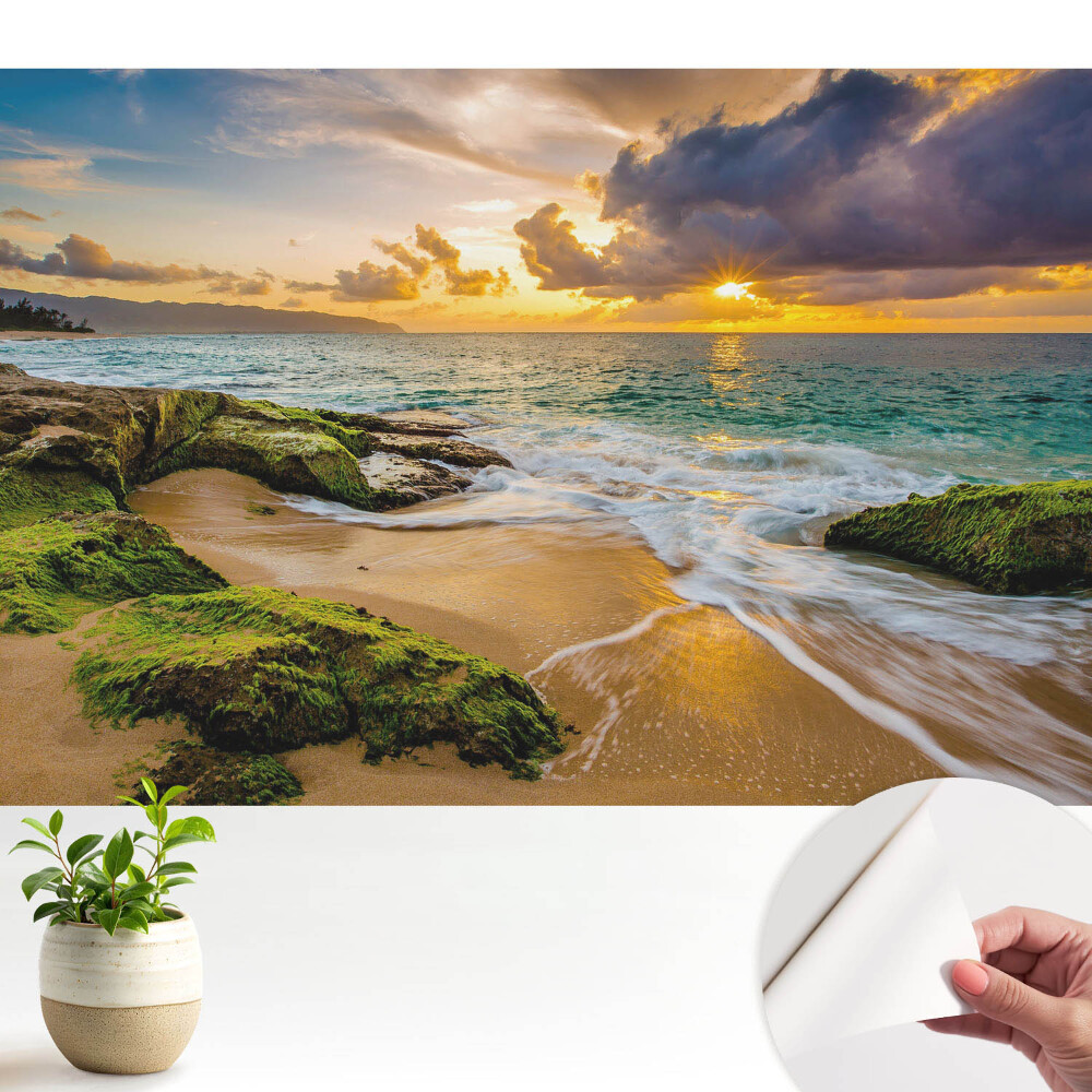 Soarele apune peste ocean