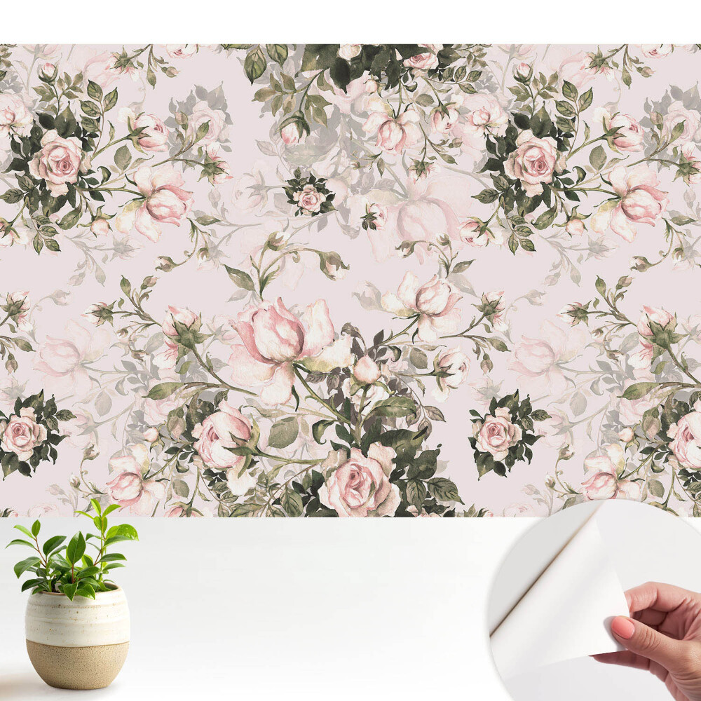 Trandafiri delicați într-o compoziție clasică