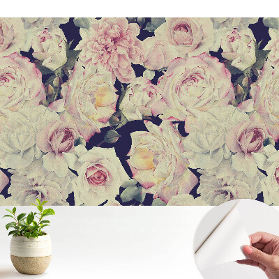 Model repetitiv de flori romantice