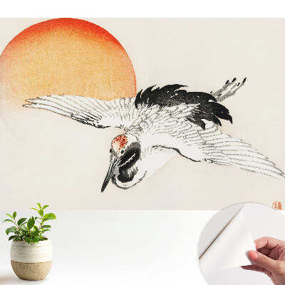 Un model discret reprezentând o pasăre în zbor