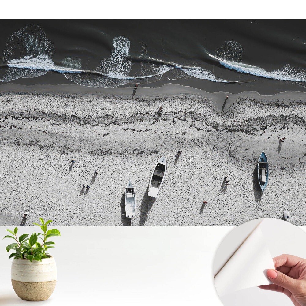 Plaja și marea care se flutură