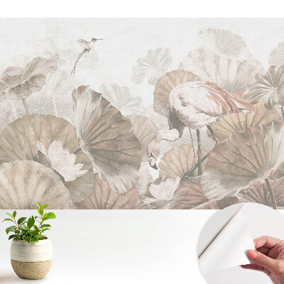 Flamingo printre frunze