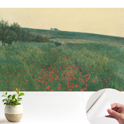 O pajiște rustică plină de maci și copaci