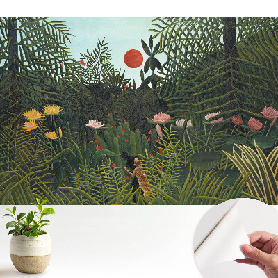 Junglă tropicală cu un soare roșu