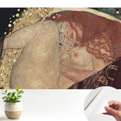 Femeie în manieră Art Nouveau