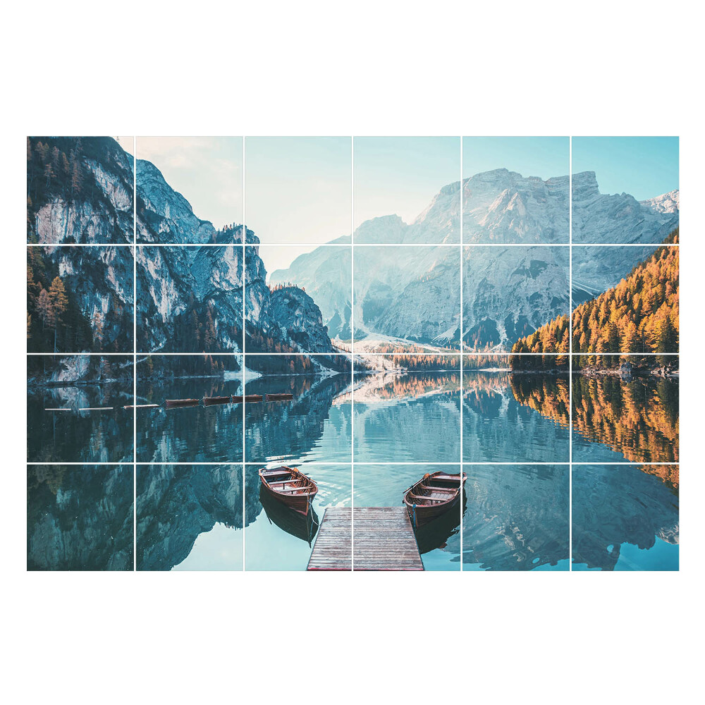 Autocolante gresie Un lac liniștit cu munți