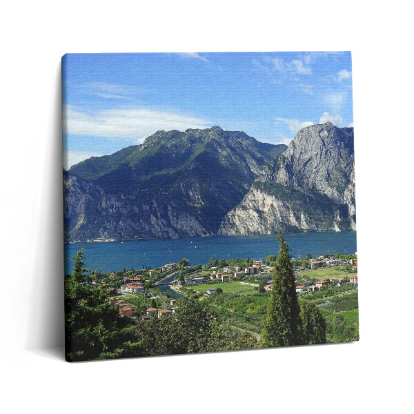 Tablou pe pânză canvas 60x60 Copaci verzi în fața orașului