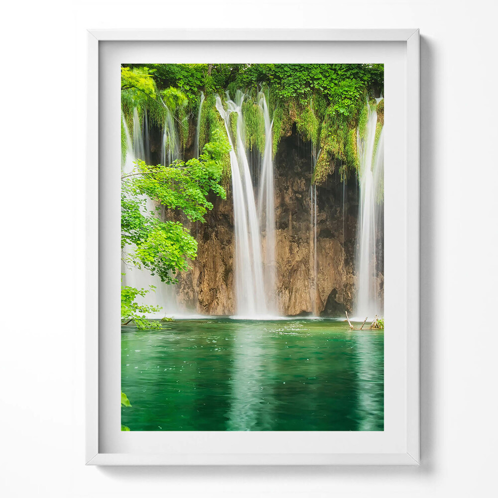 Tablou living cu rama Natură - lac cascadă și vegetație