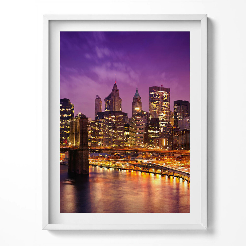 Tablou living cu rama Luminile orașului seara