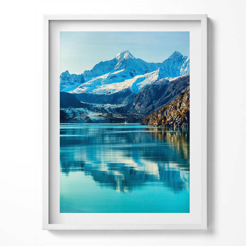 Tablou rama Peisaj frumos al unui lac de munte