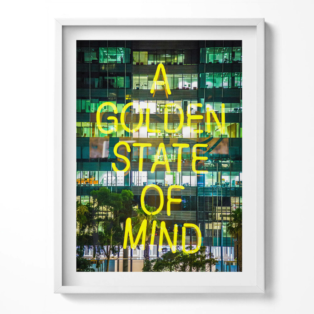 Tablou living cu rama Lumini galbene de neon pe clădire