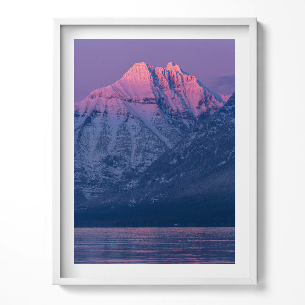 Tablou rama Peisaj de iarnă cu munți și apă