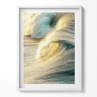 Tablou living cu rama Valurile mării în lumina soarelui