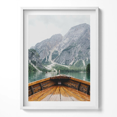 Tablou rama Vedere de pe o barcă pe un lac de munte