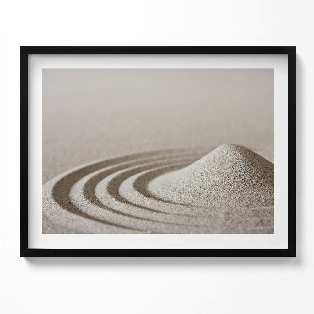 Tablou living cu rama Zen - un deal de nisip în stil boho