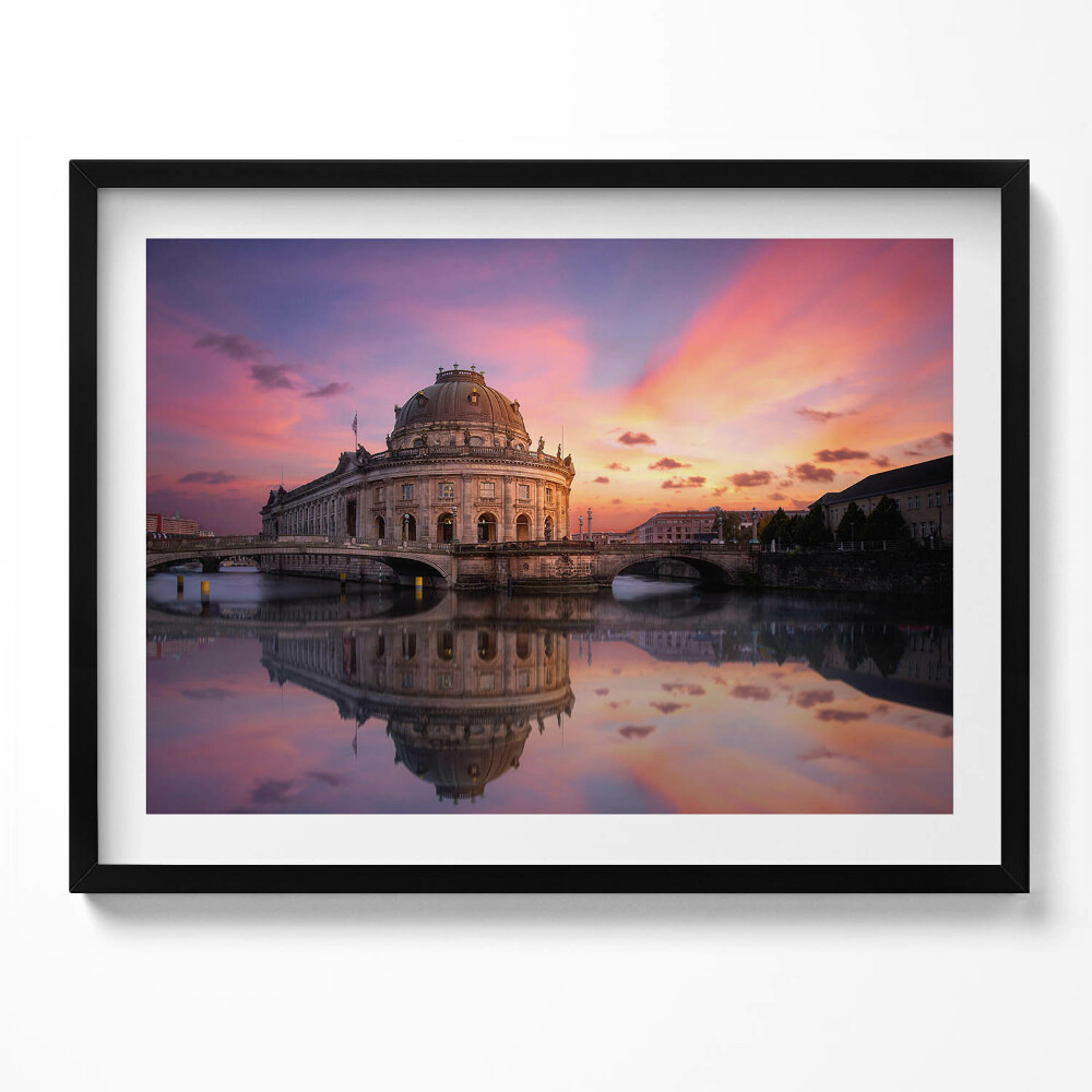 Tablou living cu rama Vedere a orașului seara