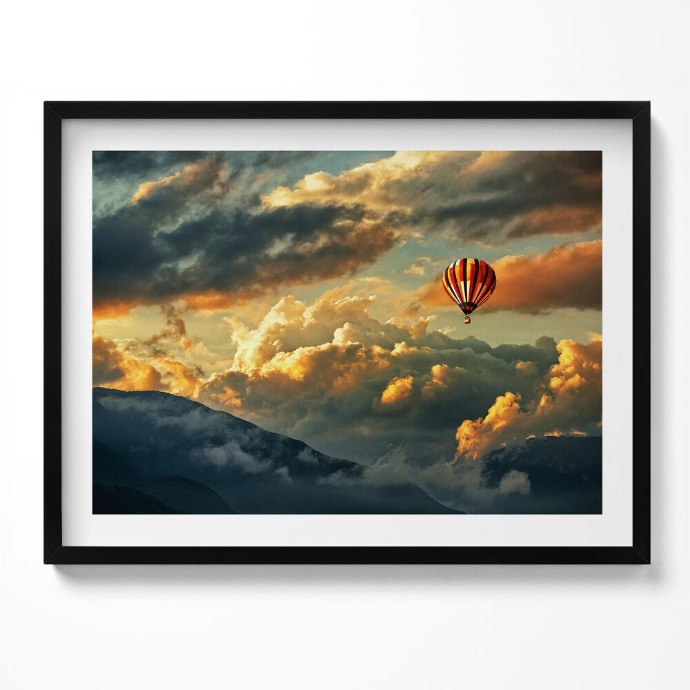 Tablou rama Zbor cu balonul printre nori