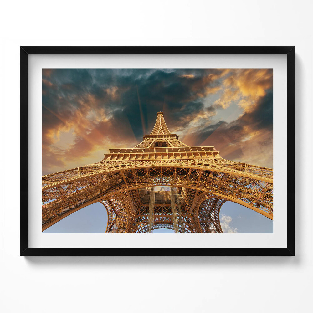 Tablou living cu rama Turnul Eiffel în lumina soarelui