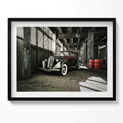 Tablou living cu rama Mașină clasică într-o fabrică veche