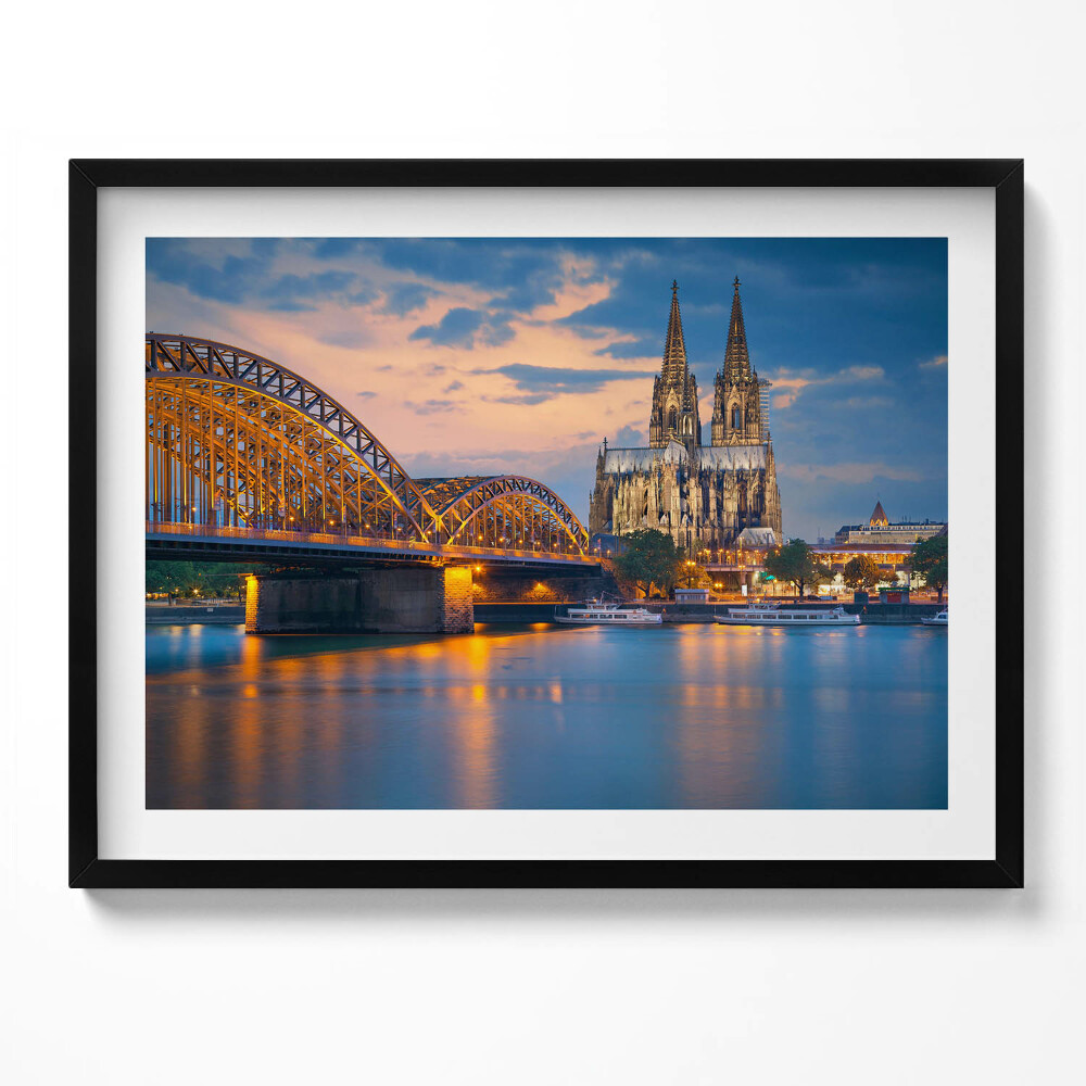 Tablou living cu rama Vedere a primăriei