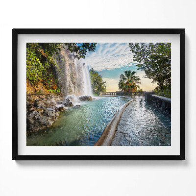 Tablou living cu rama Cascada în Parc de la Colline du Chateau