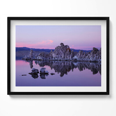 Tablou living cu rama Reflexia rocilor în apă