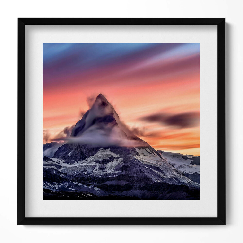 Tablou living cu rama unic Munte singuratic la apus