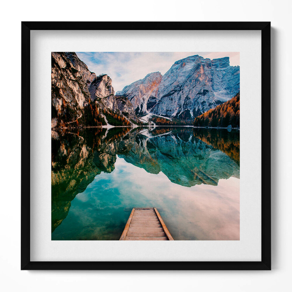 Tablou rama unic Vedere asupra munților, lacului și pădurilor