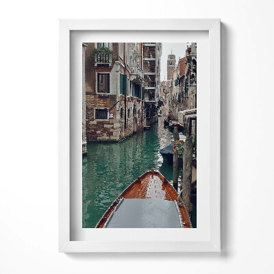 Tablou living cu rama decorativ O barcă printre canalele din Veneția