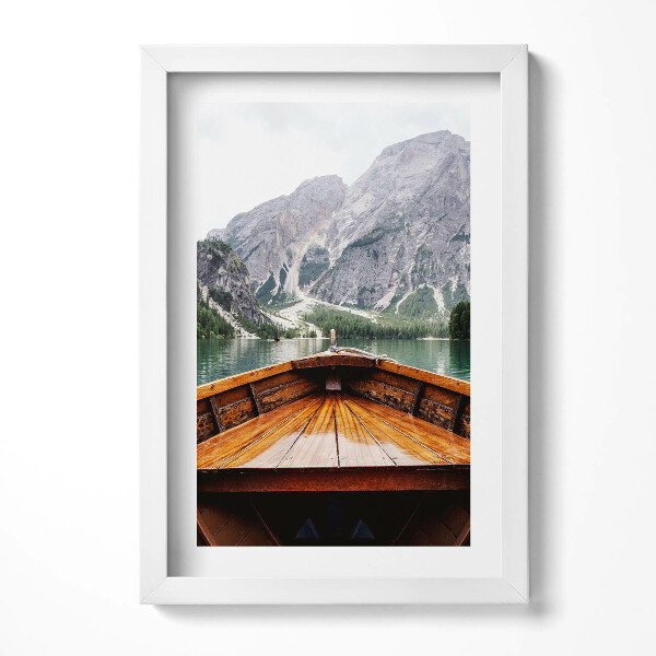 Tablou living cu rama decorativ O barcă pe un lac de munte