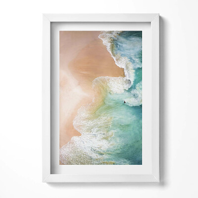 Tablou living cu rama decorativ Valurile mării și plaja din vedere