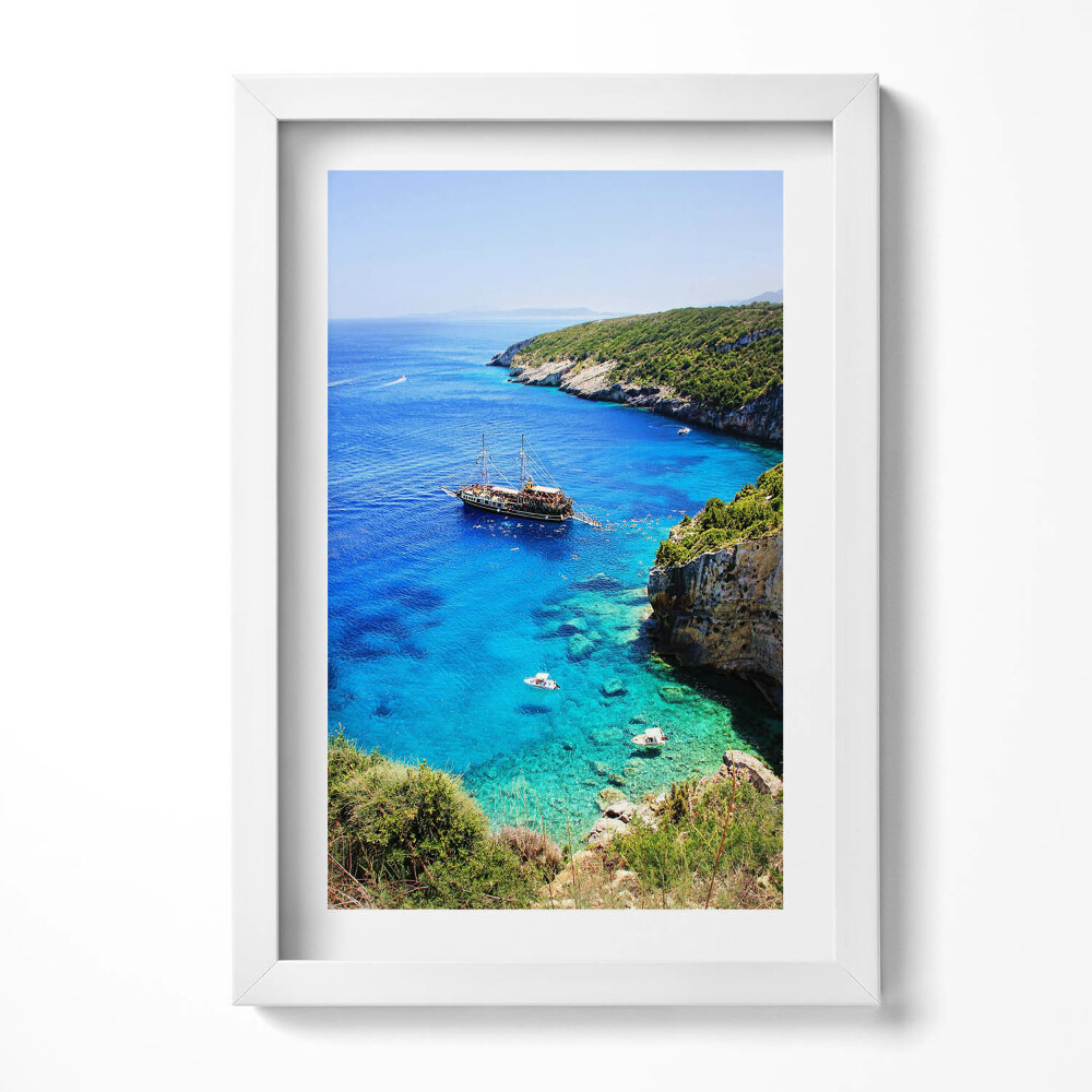 Tablou rama decorativ Peisaj al unei nave pe mare și pe țărm