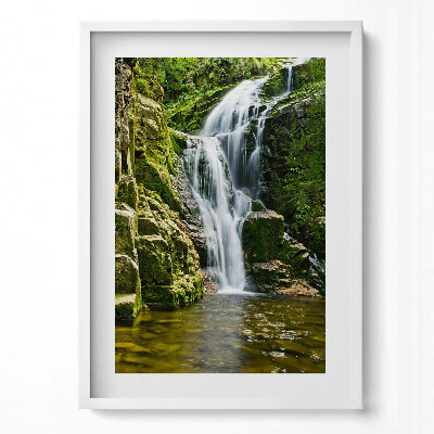 Tablou rama modern Cascadă verde în junglă