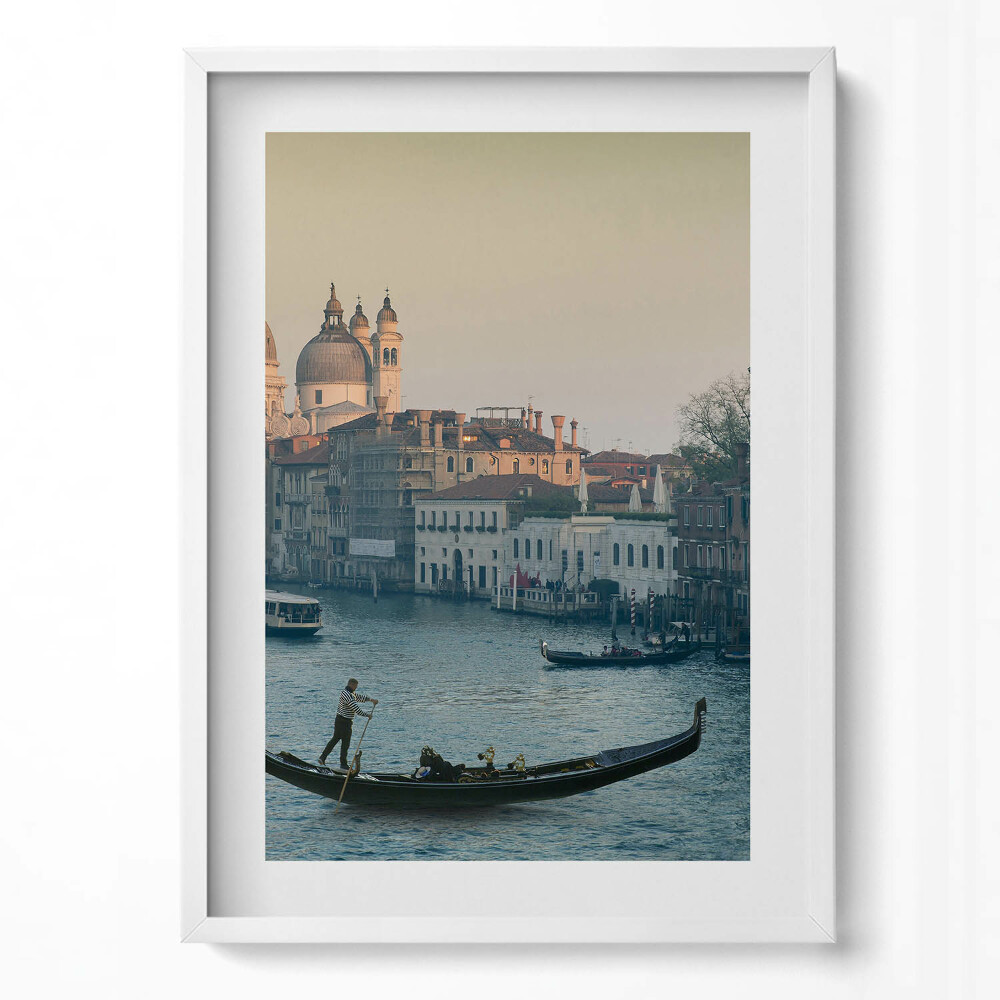 Tablou living cu rama modern Gondola în Veneția - Italia