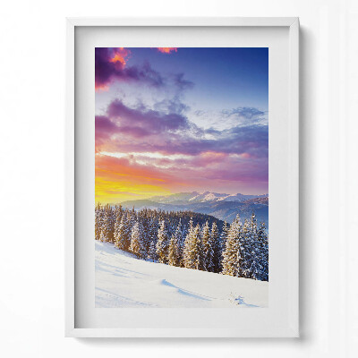 Tablou living cu rama modern Peisaj montan de iarnă