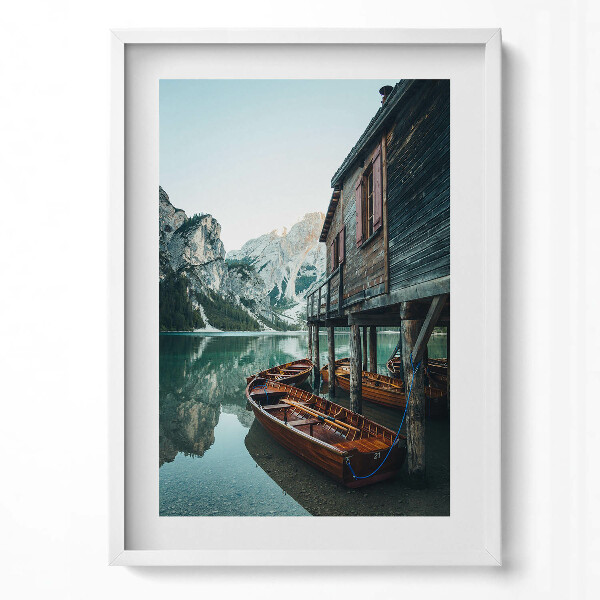 Tablou rama modern Cabană de munte pe lac și o barcă