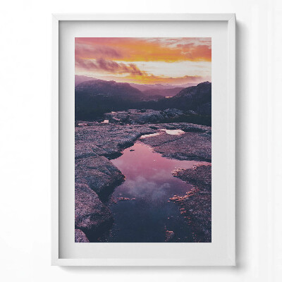 Tablou living cu rama modern Peisaj montan la apus