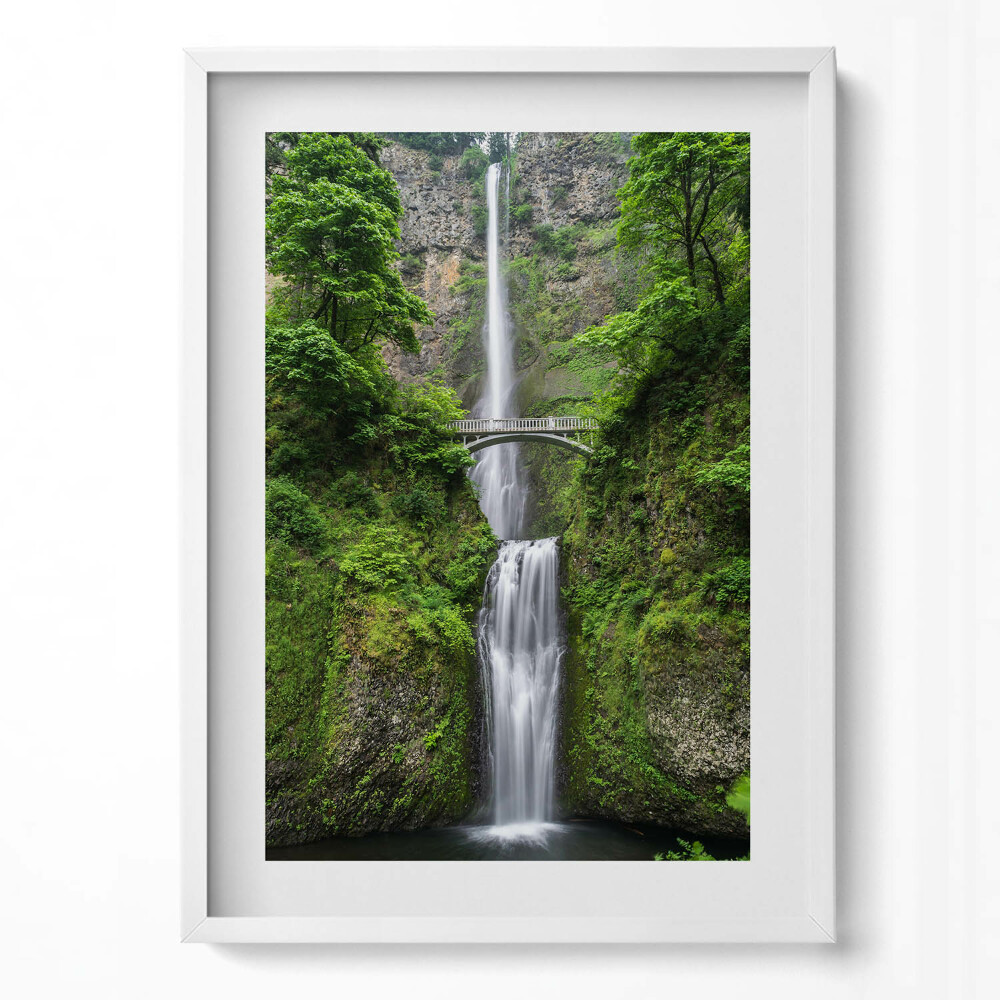 Tablou living cu rama modern Cascadă înaltă și poduri