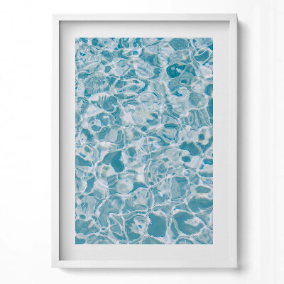 Tablou living cu rama modern O pânză de apă albastră și transparentă