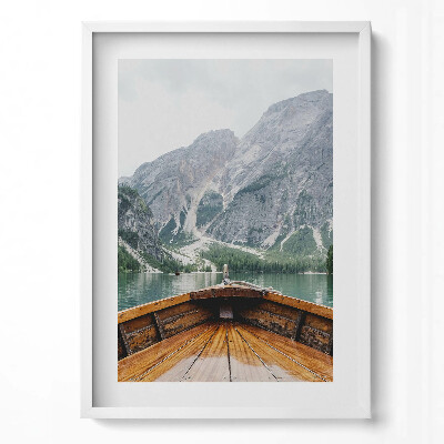 Tablou living cu rama modern Vedere de pe o barcă pe un lac de munte