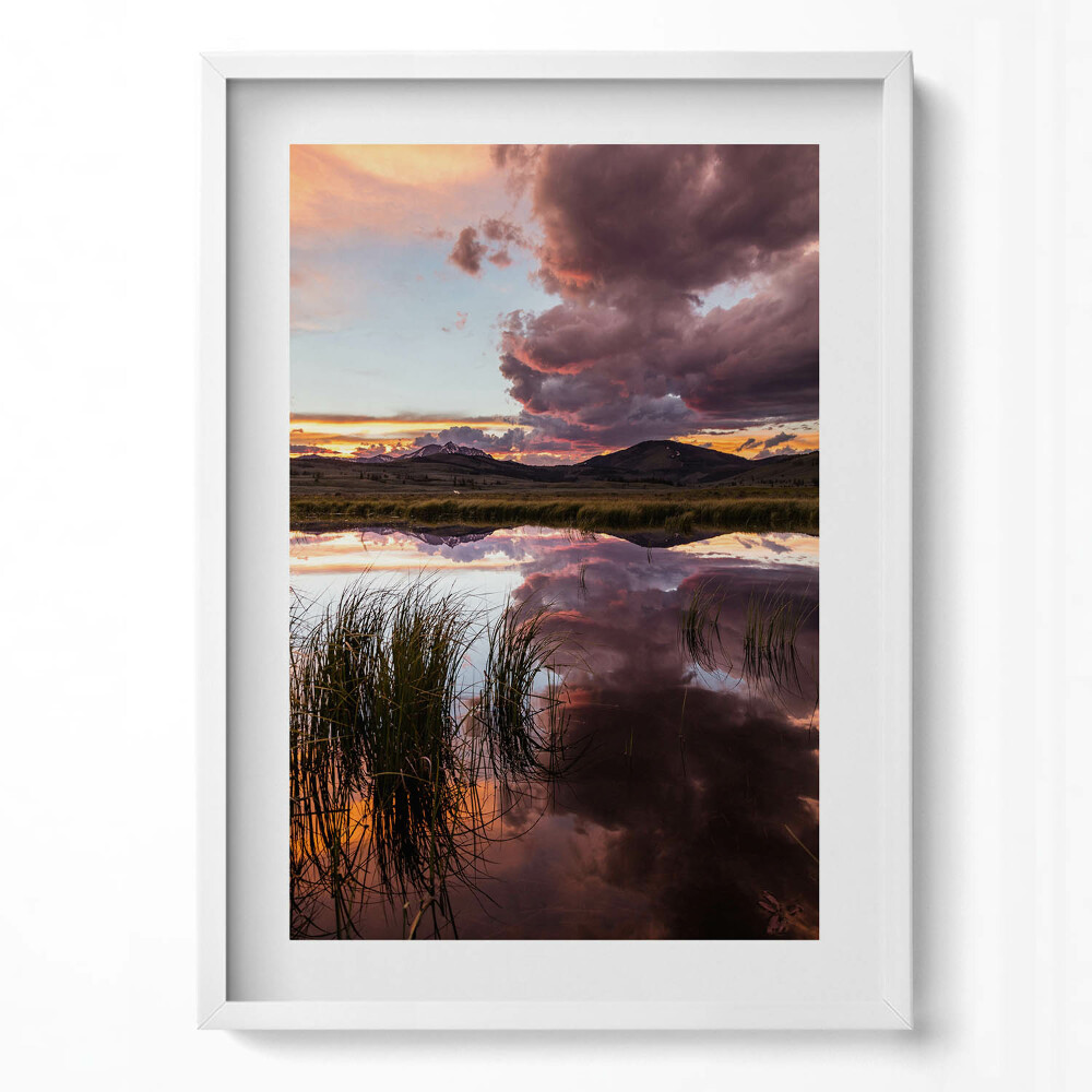 Tablou living cu rama modern Nori peste lac