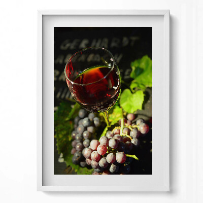 Tablou rama modern Un pahar de vin roșu și struguri