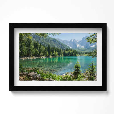 Tablou living cu rama original Peisaj montan al unui lac în pădure