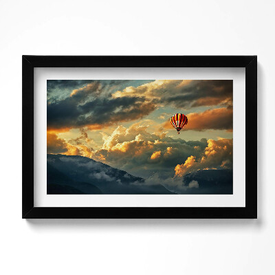 Tablou rama original Zbor cu balonul printre nori